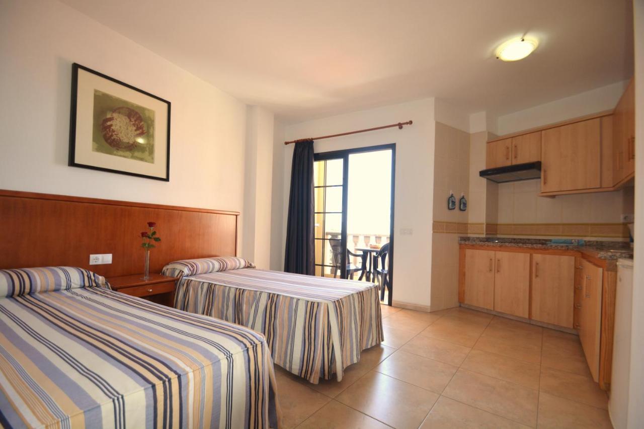 Apartamentos Andrea Calera Εξωτερικό φωτογραφία